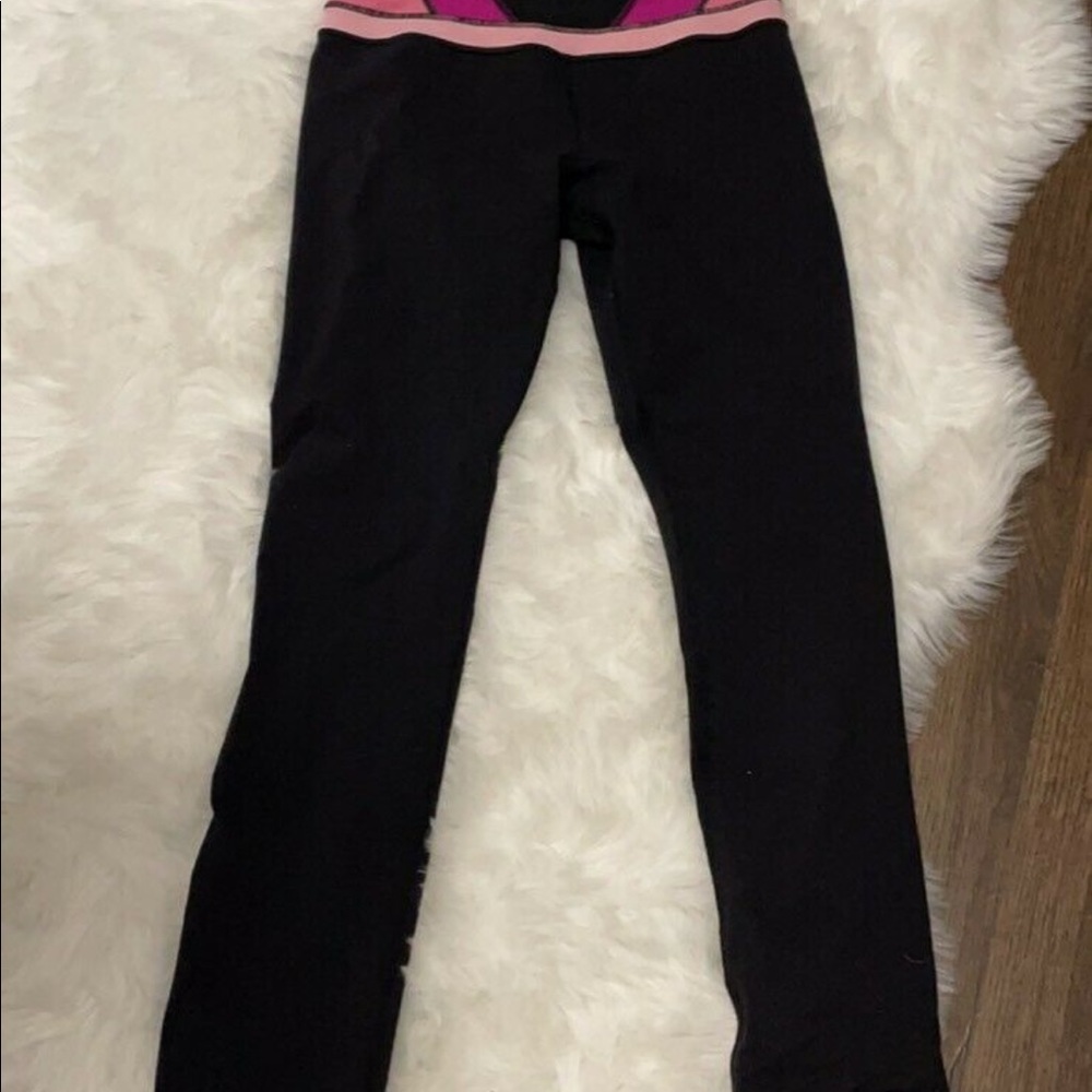Lululemon tights or straight leg pants
